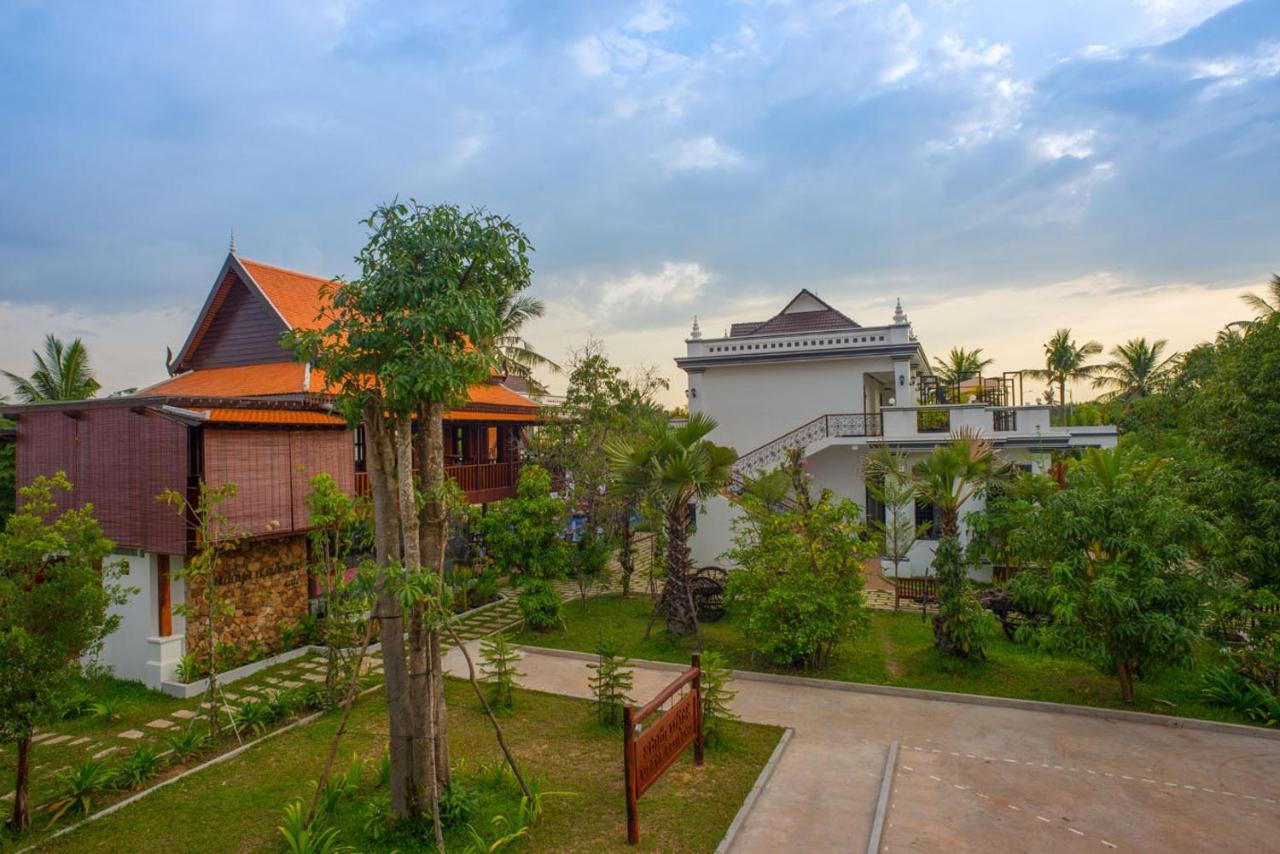 ホテル Angkor Tempora Boutique シェムリアップ エクステリア 写真
